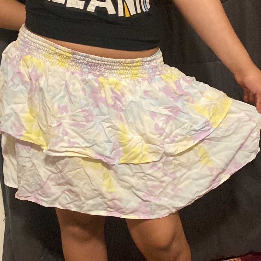 Purple, yellow, white and blue skirt scrunched at the top what do you want?